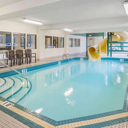 Comfort Inn & Suites University Calgary Zewnętrze zdjęcie