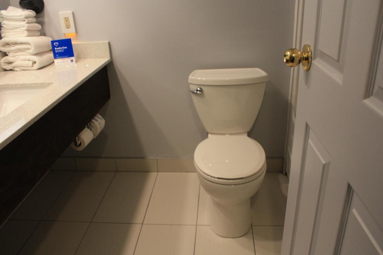 Comfort Inn & Suites University Calgary Zewnętrze zdjęcie