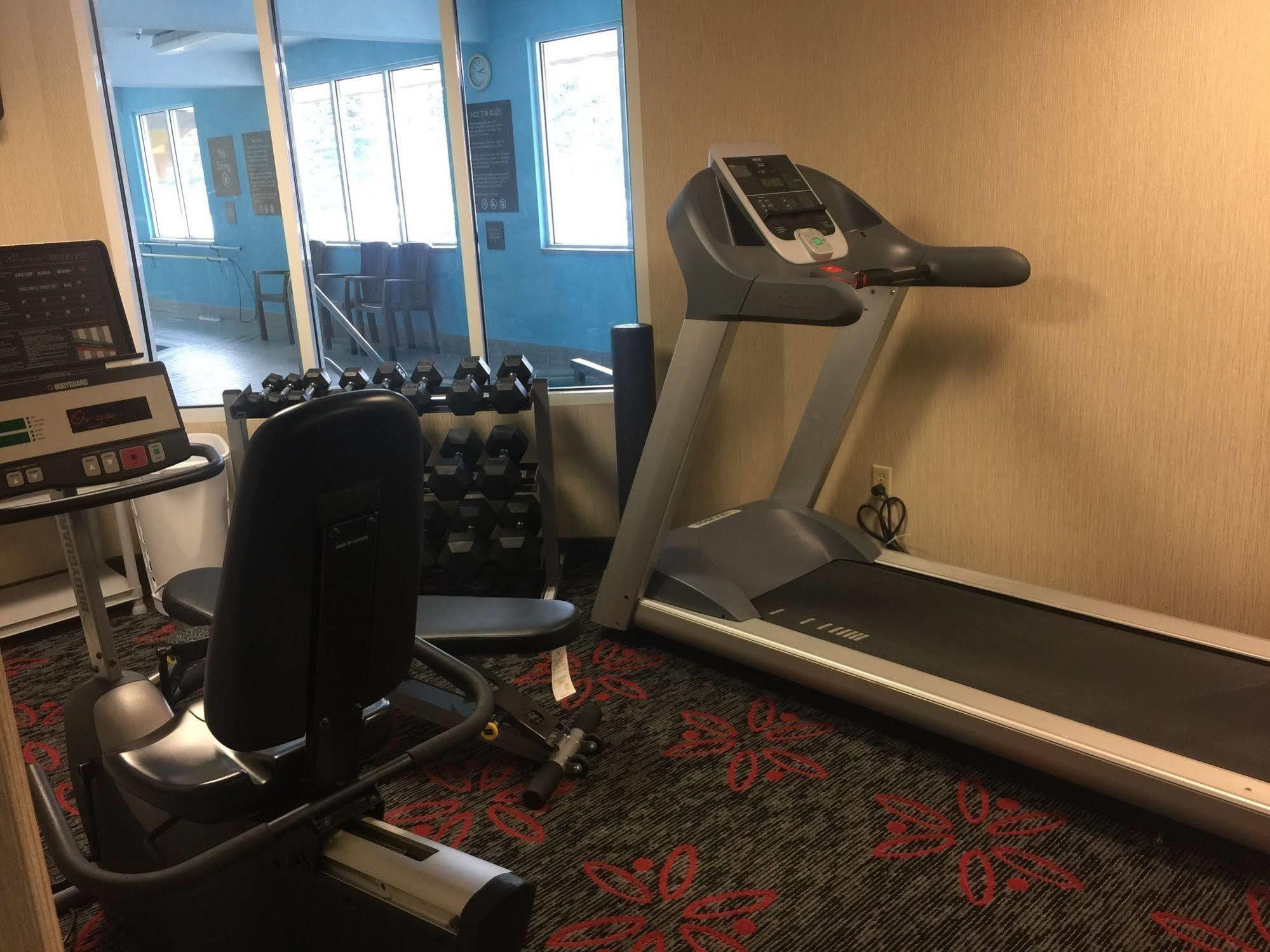 Comfort Inn & Suites University Calgary Zewnętrze zdjęcie