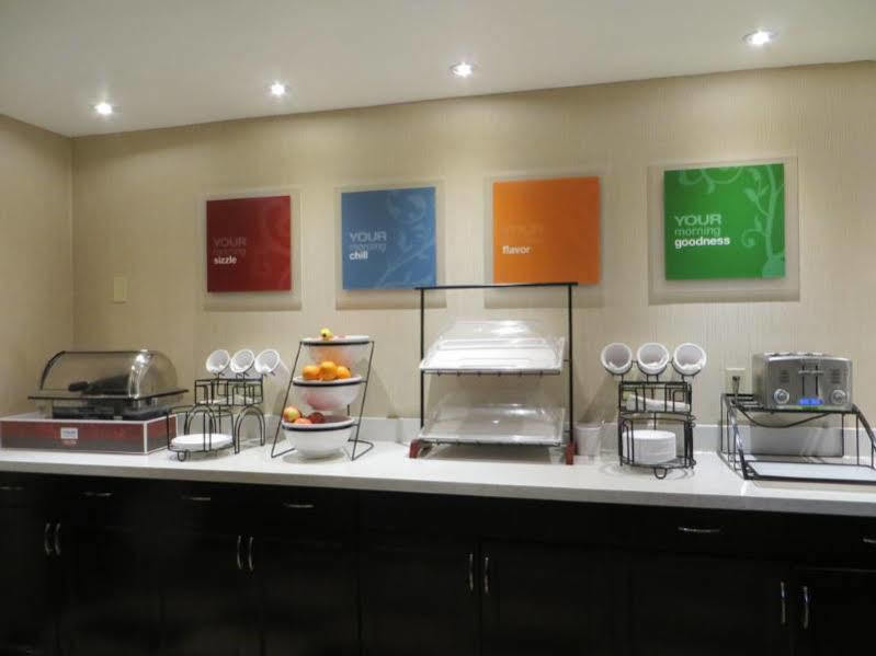Comfort Inn & Suites University Calgary Zewnętrze zdjęcie