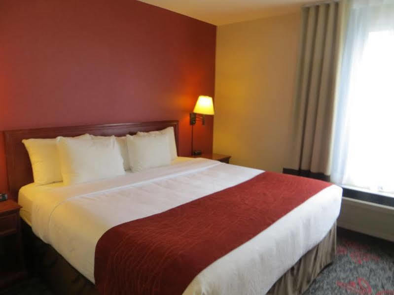 Comfort Inn & Suites University Calgary Zewnętrze zdjęcie