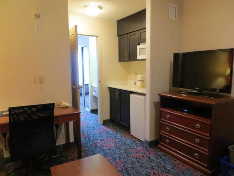 Comfort Inn & Suites University Calgary Zewnętrze zdjęcie